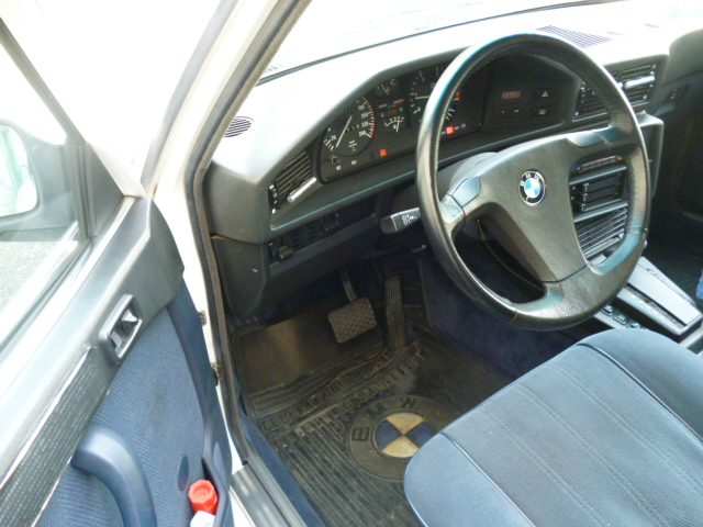 1983年式 BMW 528eA/E28